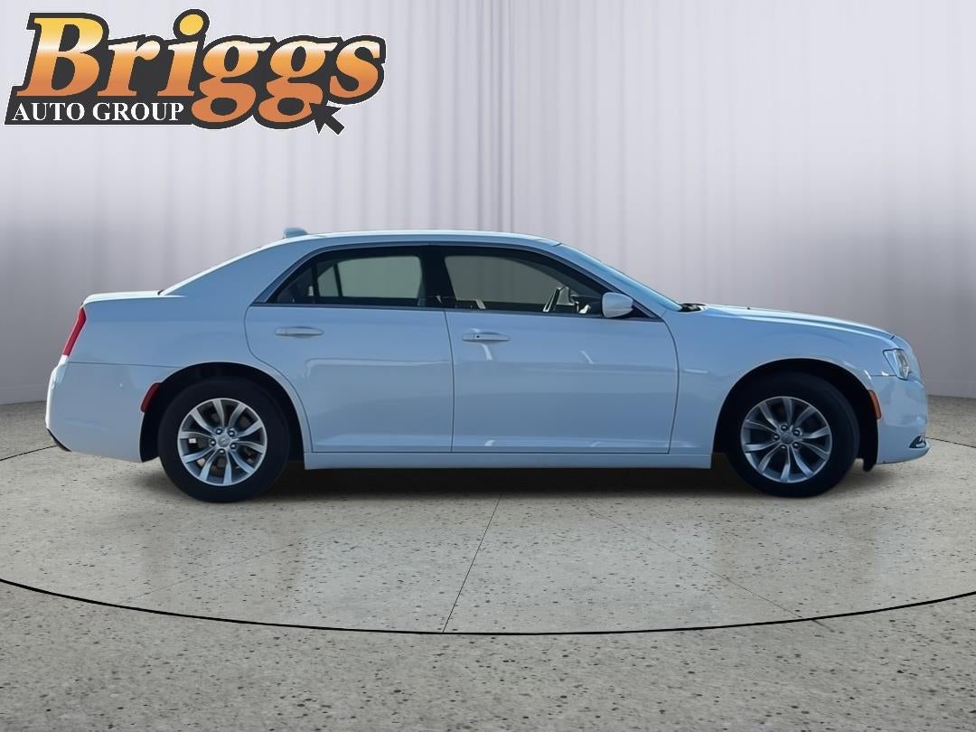2015 Chrysler 300 Limited