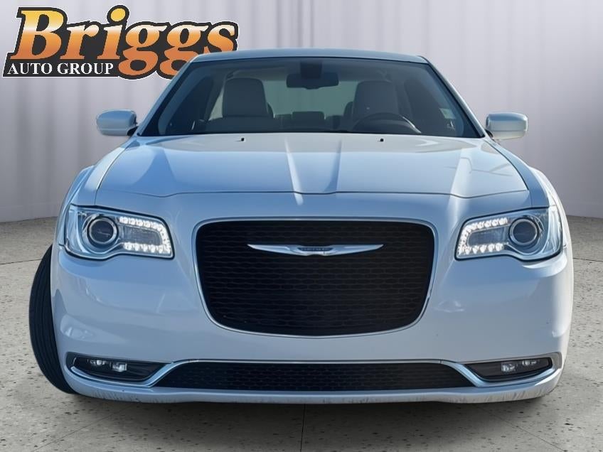 2015 Chrysler 300 Limited
