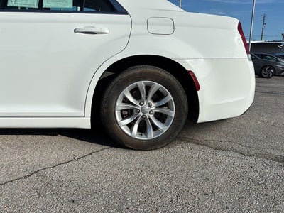 2015 Chrysler 300 Limited