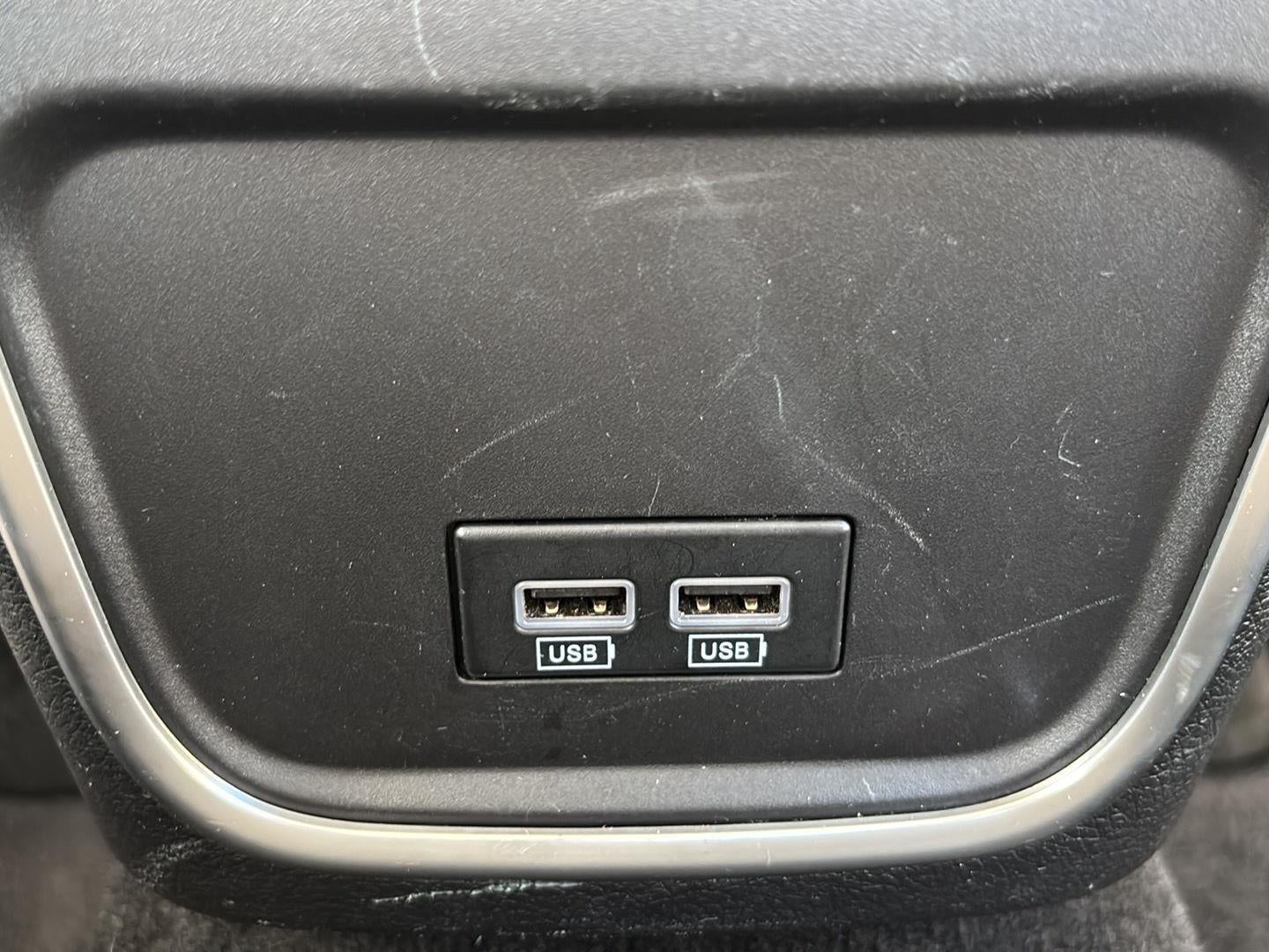 2015 Chrysler 300 Limited