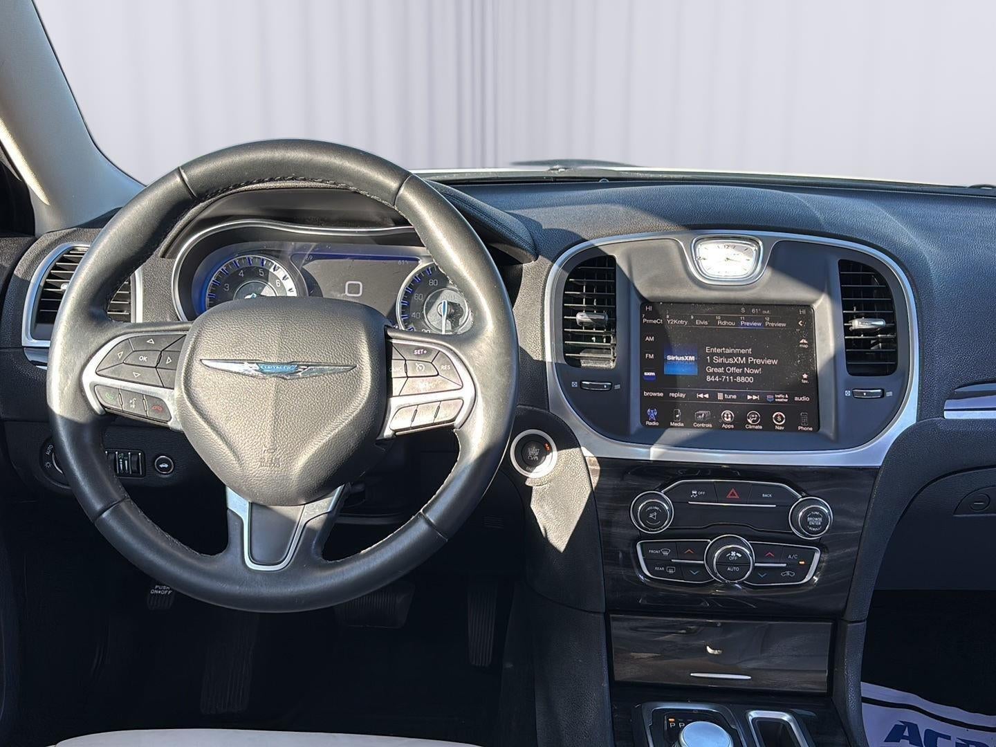 2015 Chrysler 300 Limited