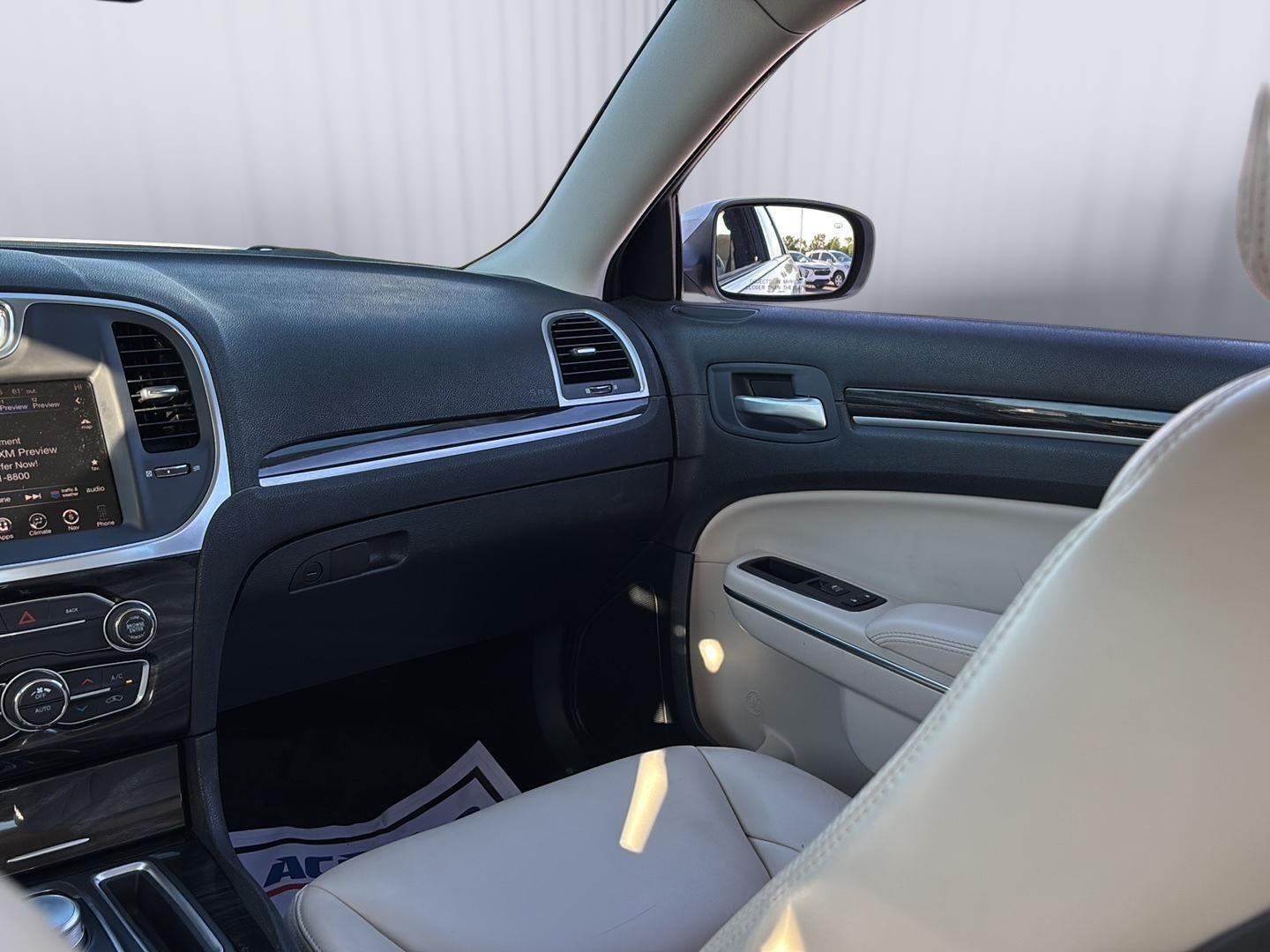 2015 Chrysler 300 Limited