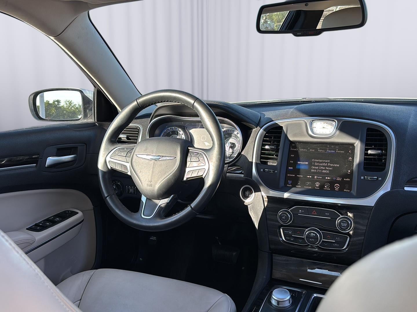 2015 Chrysler 300 Limited