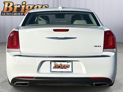2015 Chrysler 300 Limited