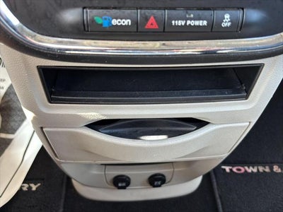 2015 Chrysler Town & Country Touring