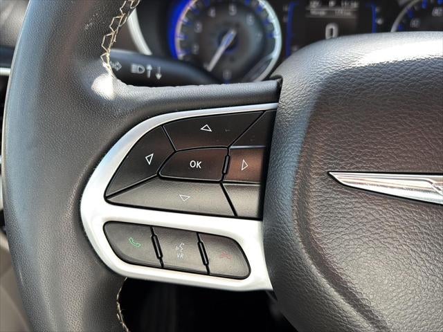 2022 Chrysler Voyager LX