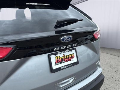 2022 Ford Edge SE