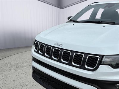 2024 Jeep Compass Latitude Lux