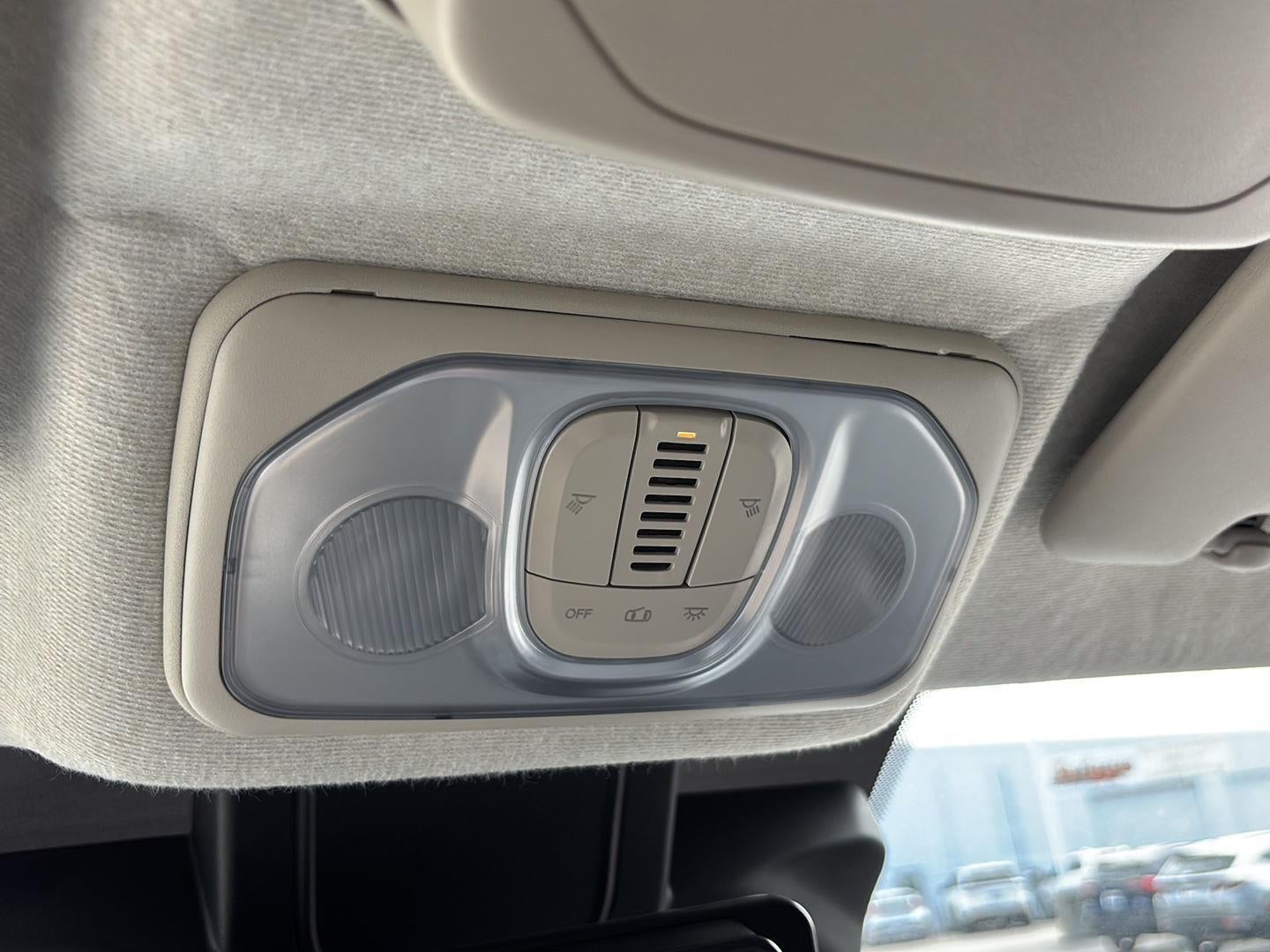 2025 RAM ProMaster Cargo Van SLT