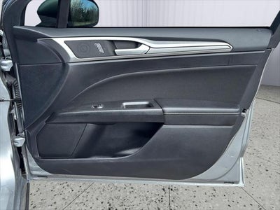 2020 Ford Fusion Hybrid SE