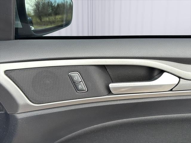2020 Ford Fusion Hybrid SE