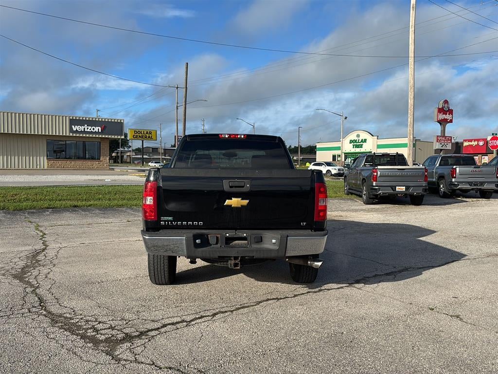 2011 Chevrolet SILVERADO 1500 LT