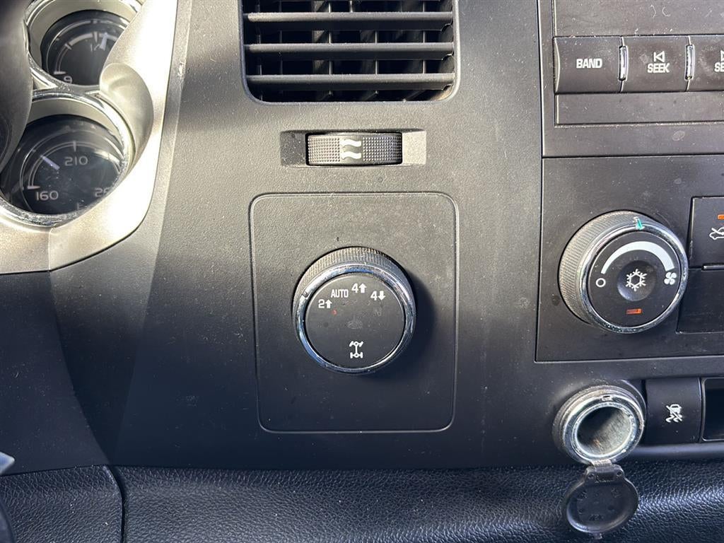 2011 Chevrolet SILVERADO 1500 LT