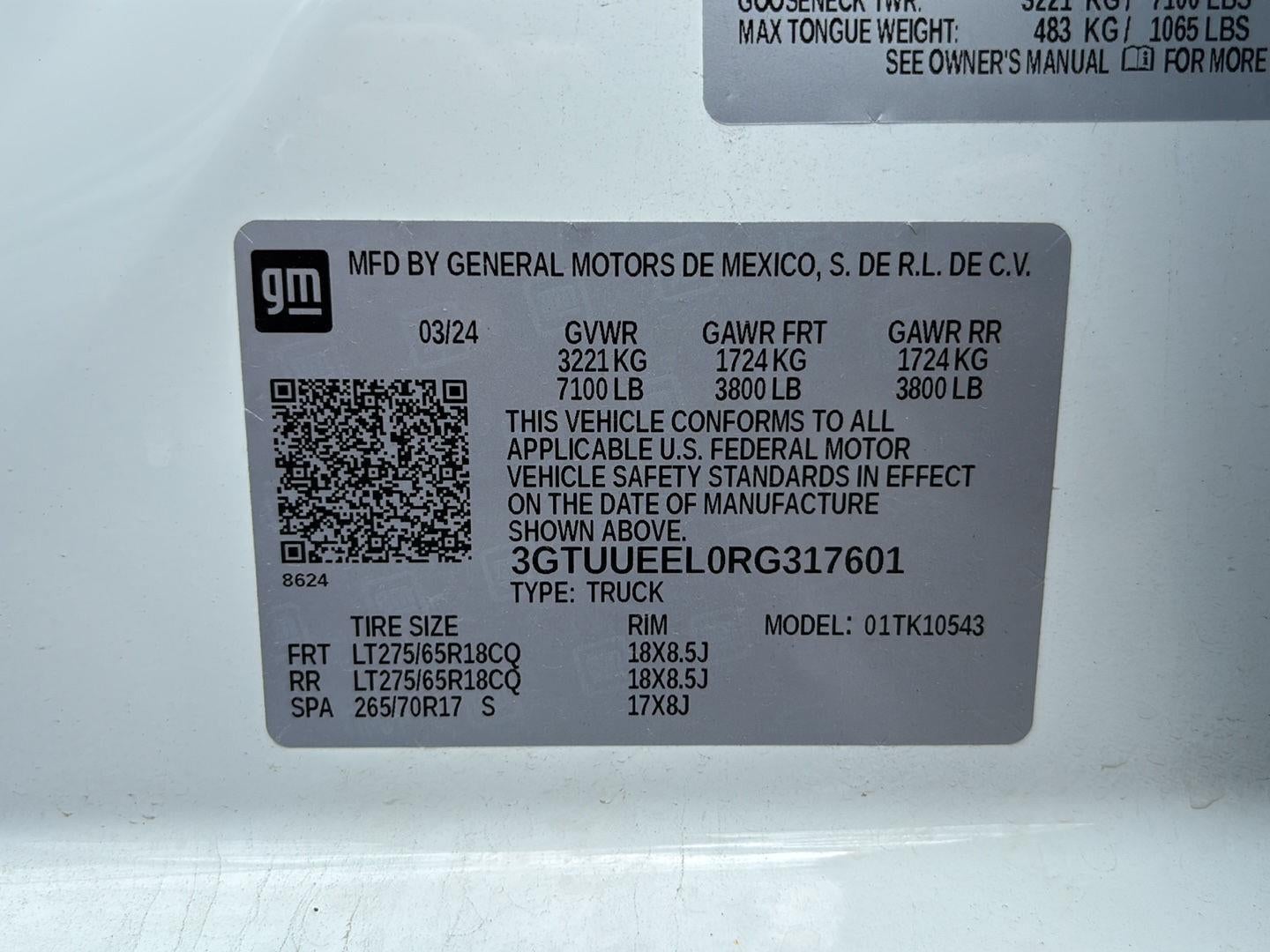 2024 GMC Sierra 1500 AT4