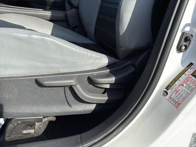2022 Nissan Kicks SR