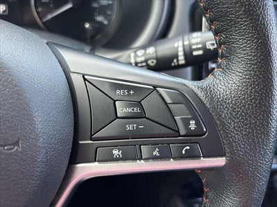 2022 Nissan Kicks SR