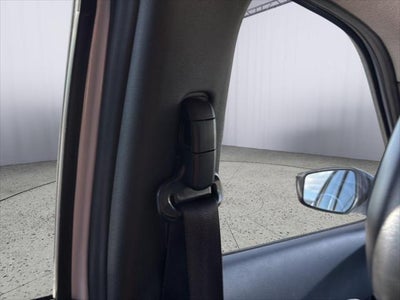 2022 Nissan Kicks SR