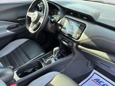 2022 Nissan Kicks SR
