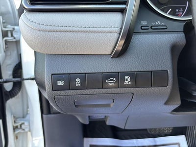 2022 Toyota Camry Hybrid LE