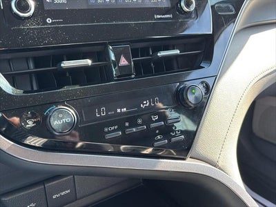 2022 Toyota Camry Hybrid LE