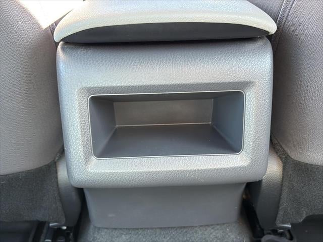 2022 Toyota Camry Hybrid LE