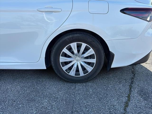 2022 Toyota Camry Hybrid LE