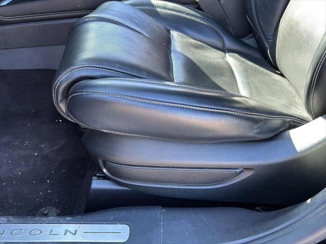 2022 Lincoln CORSAIR Base