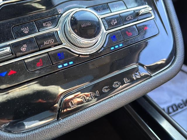 2022 Lincoln CORSAIR Base