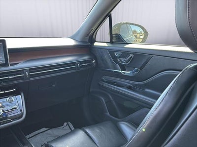 2022 Lincoln CORSAIR Base