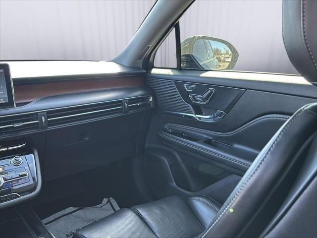 2022 Lincoln CORSAIR Base