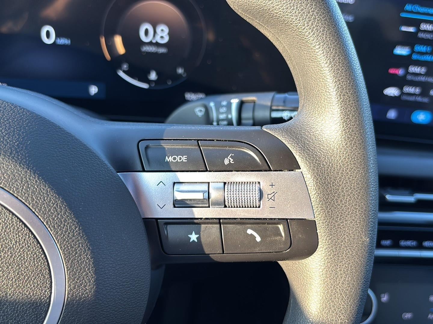 2025 Hyundai Santa Cruz SEL Activity