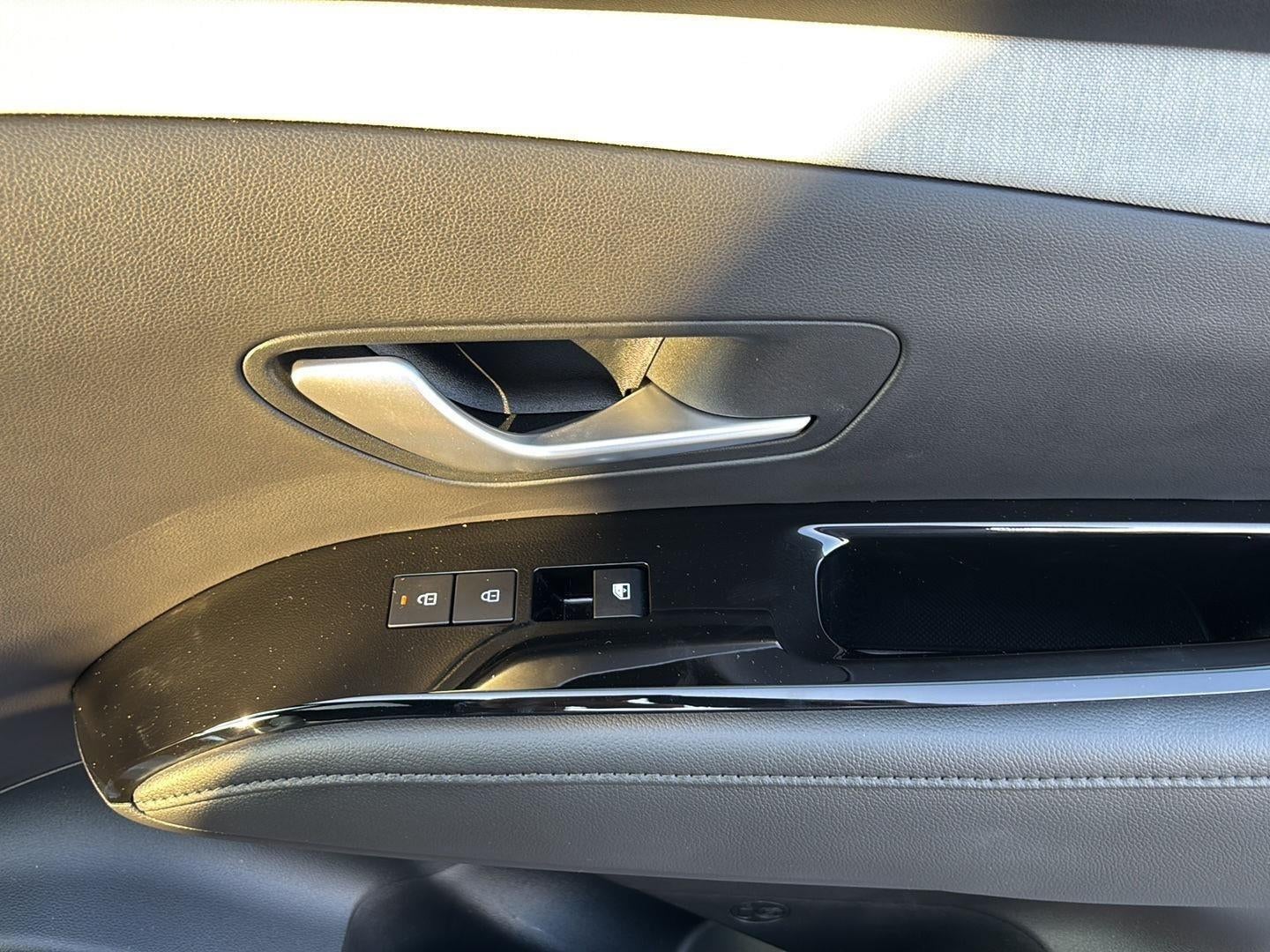 2025 Hyundai Santa Cruz SEL Activity