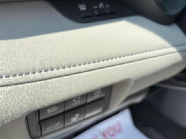 2024 Toyota Highlander Platinum