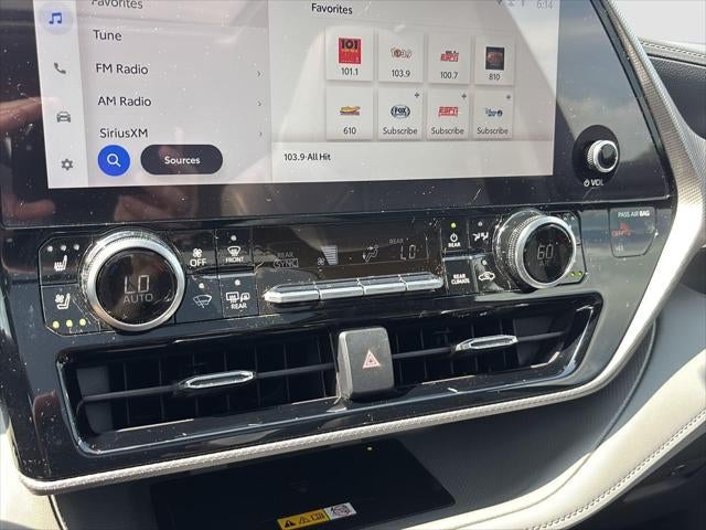 2024 Toyota Highlander Platinum