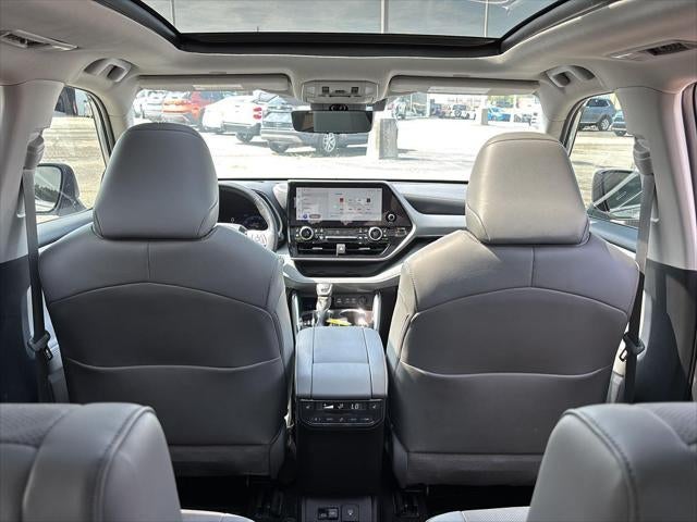 2024 Toyota Highlander Platinum