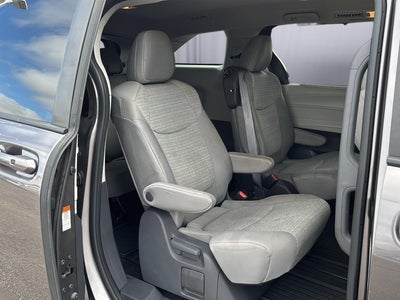2021 Toyota Sienna LE