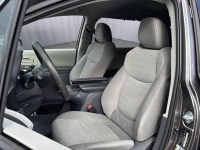 2021 Toyota Sienna LE