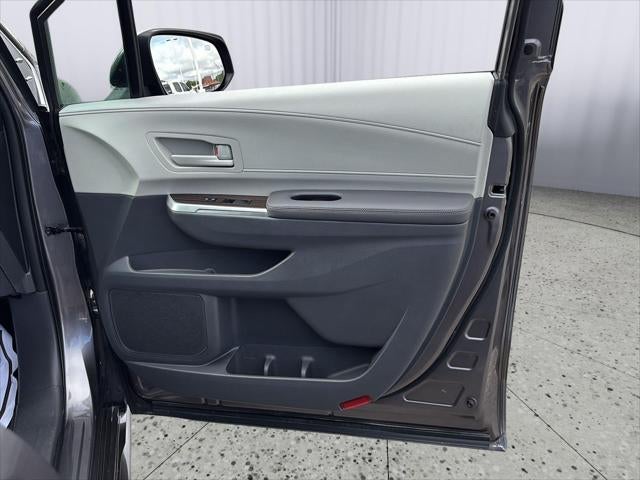 2021 Toyota Sienna LE