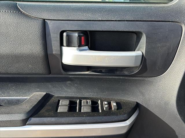 2015 Toyota TUNDRA Base