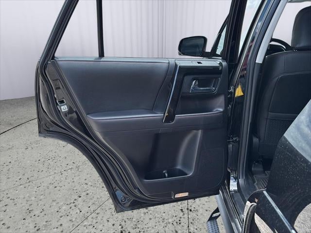 2022 Toyota 4 RUNNER TRDOFFP